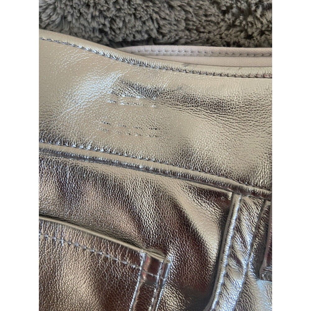 Abercrombie And Fitch High Rise the 90’s Relaxed Leather Pants Silver Glam 4 NWT - Picture 12 of 12